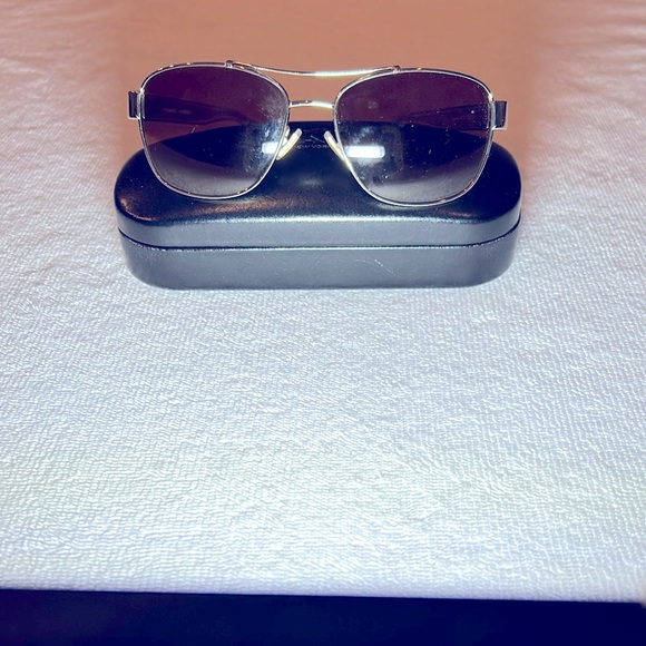 Coach sunglasses - Picture 1 of 8